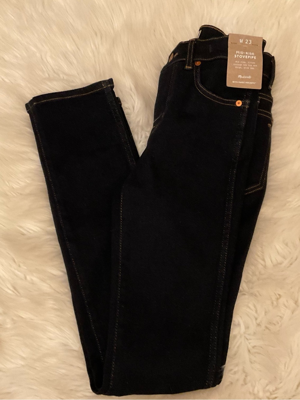 Madewell Mid-Rise Stovepipe Jeans - NWT - Size 23 - Picture 3 of 12